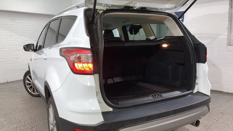 Ford Kuga 2.0 TDCi Titanium Edition 5dr 2WD Diesel Estate
